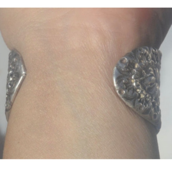 Antique Sterling Silver Petite Cuff Bracelet 925 - Picture 5 of 6